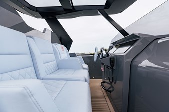 Vanquish Yachts VQ40 13 Web-58