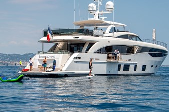 RIVIERA LIVING 17 