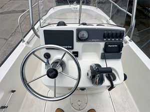 2022 Boston Whaler Montauk 17 12 