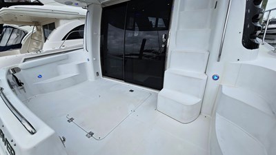 2000 Carver 450 Voyager Pilothouse 20 