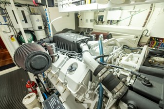 Outrageous  109 Hatteras 80