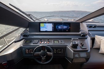 2021 Astondoa AS8 25 26