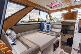 2025 Cutwater 248 Coupe - Jensen Beach, FL 36 2024 Cutwater 248 Coupe