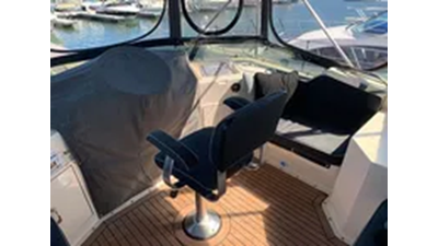 1991 Hatteras 40 Motor Yacht 23 