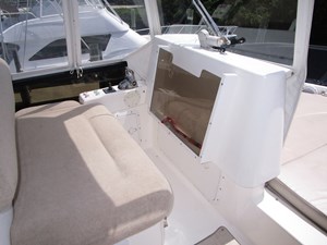 SEDONA 46 Port Side Seat and Wing Station  