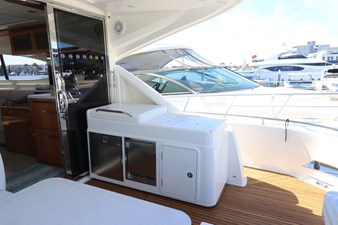 RIVIERA 2020 14 15_2020 60ft Riviera 6000 Sport Yacht