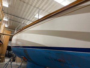 TRILLIUM 24 Starboard side