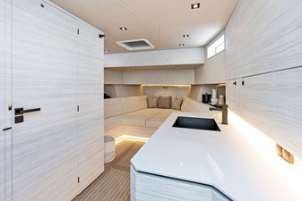 Shaloha 35 Cabin