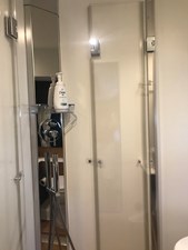 Bula 25 25_Master Shower