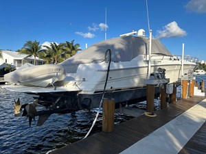 LUCHY 3 1995 SEA RAY 63 LIFT PROFILE