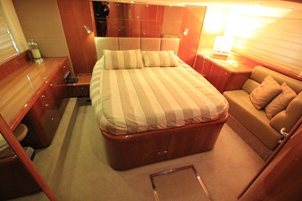 NO NAME 4 yachtImage_int_717_16694