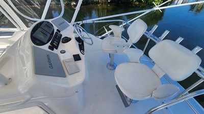 LA MARCE 18 Captain Chairs