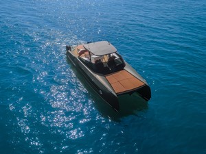 Dr. No 5 HUTTER YACHTS DR. NO POWER CATAMARAN FOR SALE 