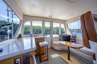 This Little Piggy  53 65_ocean_yacht_this_little_piggy_enclosed_flybridge_9