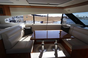 RIVIERA 2020 25 26_2020 60ft Riviera 6000 Sport Yacht