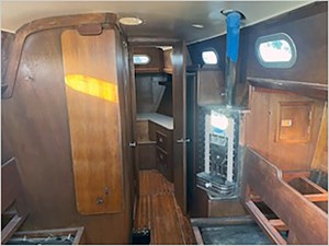 1969 HINCKLEY 38 27 