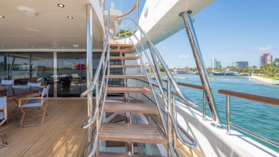 INSPIRATION 45 Benetti-125-IYG-Italian-Yacht-Group-Listing-on-YachtWay-95