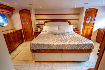 TOP SHELF 17 Master Stateroom