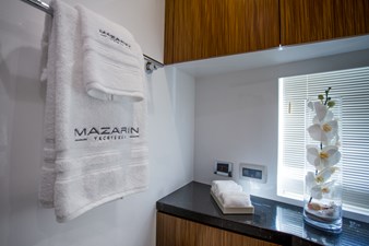 Mazarin 72 Flybridge 14 