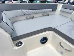 Bayliner DX2200 32 
