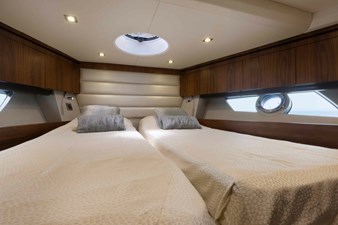 NO NAME 9 yachtImage_int_762_18463