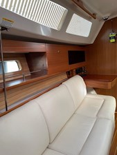 Kohi 10 Main Salon
