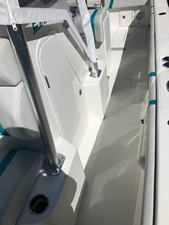 2021 Sea-Lion Center Console 28 29
