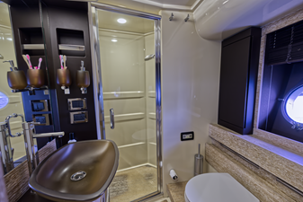 Neena 36 37_2015 64ft Azimut 64 Flybridge NEENA