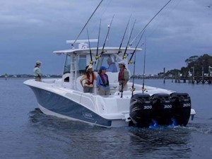 37ft 2012 Boston Whaler 370 Outrage 1 