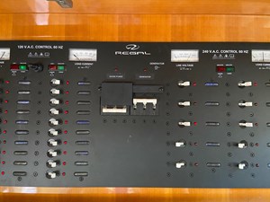 - 21 25_D91EE854-1B2A-425B-B6AE-EBB90F942A0F