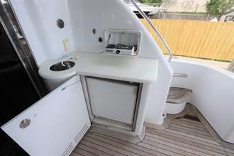 - 9 10_2006 80ft Hatteras 80 Motor Yacht