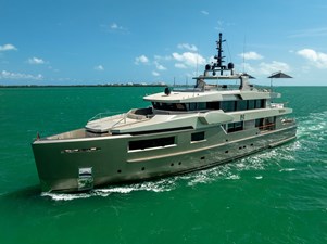 MAVERICK 38 