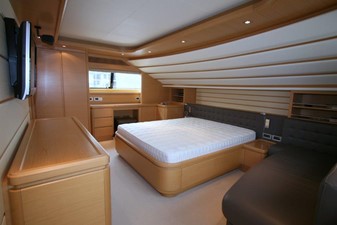FIFTEEN 9 master cabin on main deck