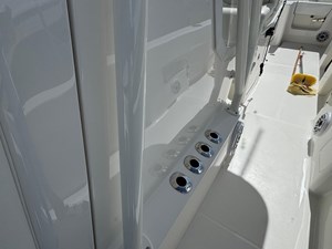 SeaVee 340Z 9 2024-seavee-340z-power-9594868-20241026075725621-1_XLARGE