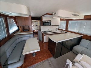 58 HATTERAS 1990 SPORTFISH 36 