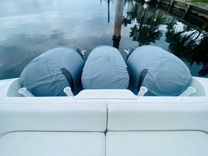 - 5 6_2008 39ft Intrepid 390 Sport Yacht
