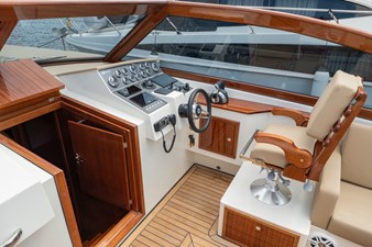V40 Retro Classic Open 14 15_2023 40ft Vento Yacht V40 Retro Classic