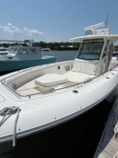 Unnamed 6 2015 Boston Whaler 350 Outrage