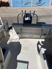2014 Robalo R227 Dual Console 4 