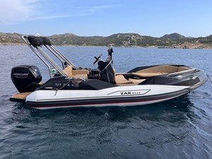 DAWN 6 Sunreef 60 Sailing DAWN 25b