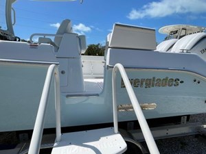 2024 Everglades 285cc 32 