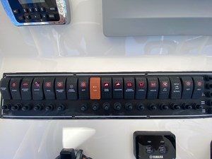 Pursuit 280 Sport  19 pursuit11