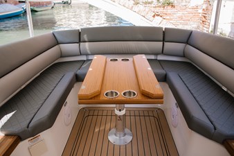 Alfastreet 23 Cabin Evolution SEMI-HYBRID 9 Aqua_8aprile21-24