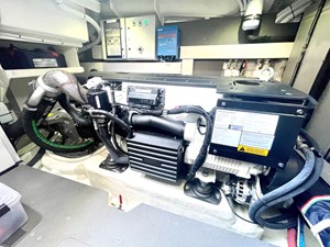 - 32 33_2022 48 Absolute 48 Coupe ZO