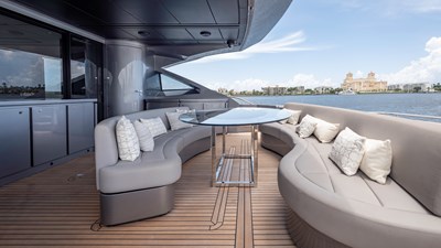 ANDIAMO II 32 YachtsBlue-108-Pershing-2021-For Sale-33