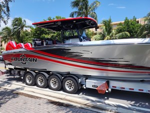 - 1 2_2022 38ft Fountain 38 SC