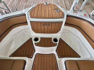 024 Yamaha 252SD NLNL 68 