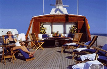 Ava 3 Flybridge