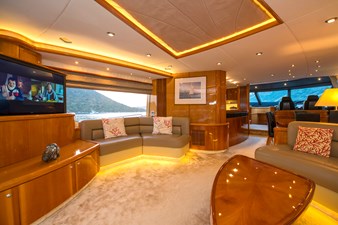 Basya Nicoli 33 Sunseeker 82Y Basya Nicoli Main Salon