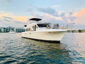 The Motley Crew 105 106_2003 57ft Navigator THE MOTLEY CREW